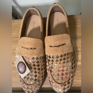 Cole Haan x Pendleton women’s loafer, limited edition. NWT no box. Size 8.5B